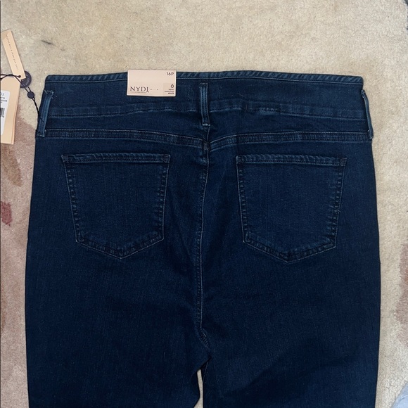 NEW NYDJ Midnight Blue Cropped Ankle Jeans - Picture 6 of 7